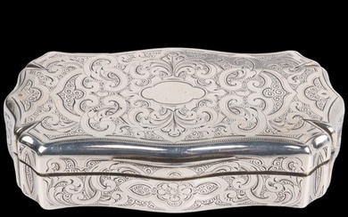 A 19th century French silver snuffbox, indistinct maker, sha...