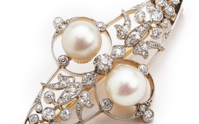 A Belle Èpoque pearl and diamond brooch set with presumably natural pearls and old-cut diamonds, mounted in gold and platinum. Pearl diam. app. 8.2–8.3 mm.