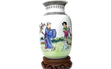 A CHINESE BALUSTER VASE