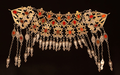 A gilt silver head ornament - Turkestan - 1900