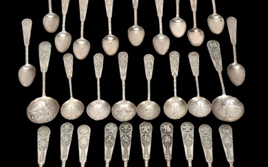A group of Chinese silver spoons, comprising 10 x 13cm teasp...