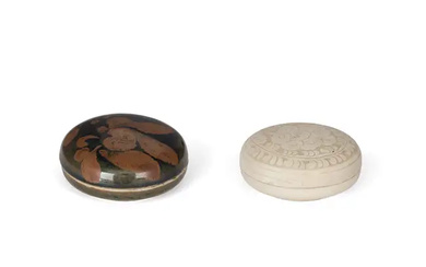 A pair of Chinese Cizhou revival circular box and cover 20th century...