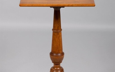AMERICAN QUEEN ANNE FRUITWOOD CANDLESTAND