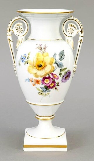 Amphora vase with raised roset