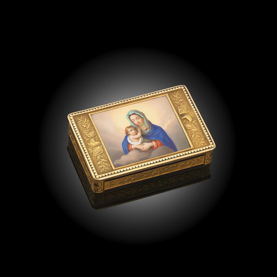 An early 19th century gold and enamelled snuff box