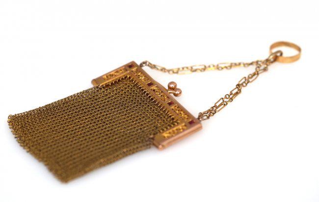 Art Deco. Gold mesh purse with Rubies.