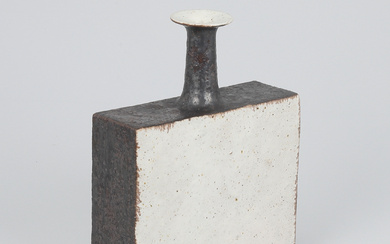 BRUNO GAMBONE (ITALIEN FÖDD 1936). A vase, glazed stoneware, 1970s, signed Gabone, Italy.