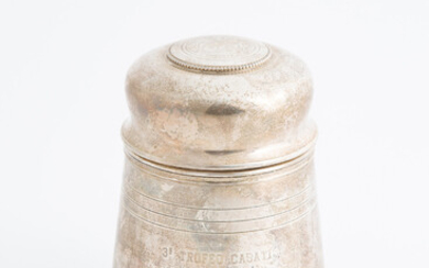 Box with silver lid, gr. 460 ca. Casati Cup