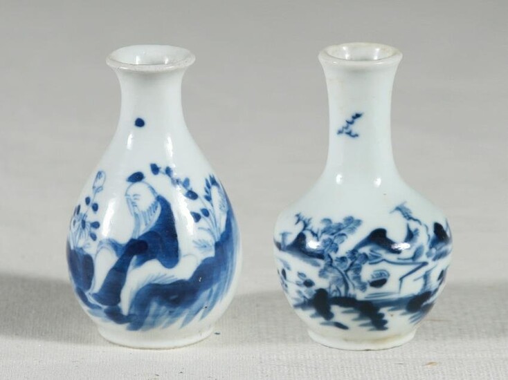 2 Chinese Blue & White Small Vases, 19th Century