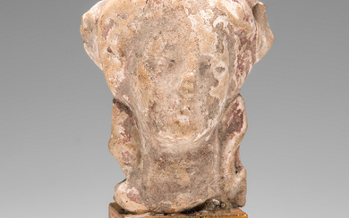 Cabeza de mujer. Grecia , siglos IV-III a.C