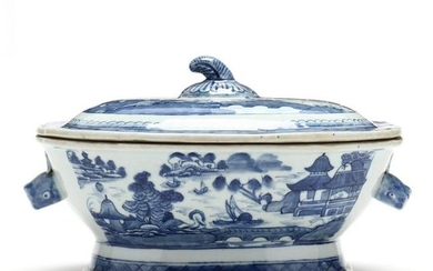 Canton Export Porcelain Covered Tureen