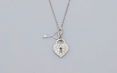 Chain and pendant in white gold, 750 MM, drawing a heart and a small key covered with diamonds, length 45 cm, spring ring, weight: 2,5gr. rough.