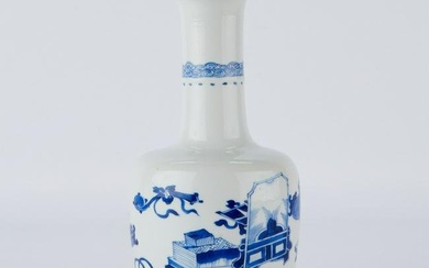 Chinese 18th c. Kangxi Porcelain Mallet Vase