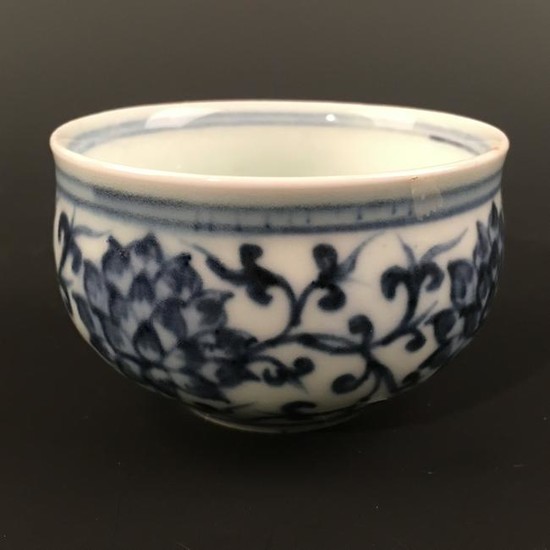 Chinese Blue-White 'Lotus' Teacup , Xuande Mark