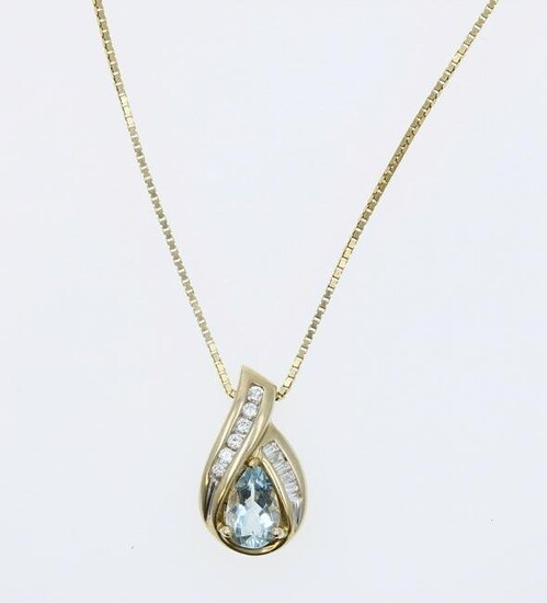 Contemporary Diamond Aquamarine Necklace