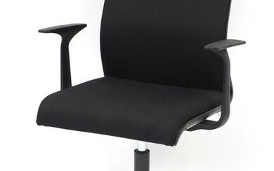Contemporary French Sarb swivel boardroom chair by