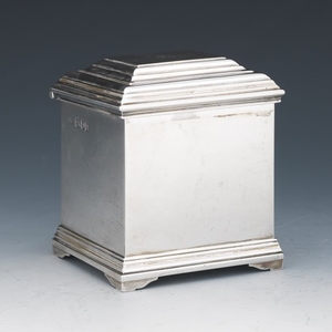 English Sterling Silver Vanity Box, by Lionel Alfred Crichton, London