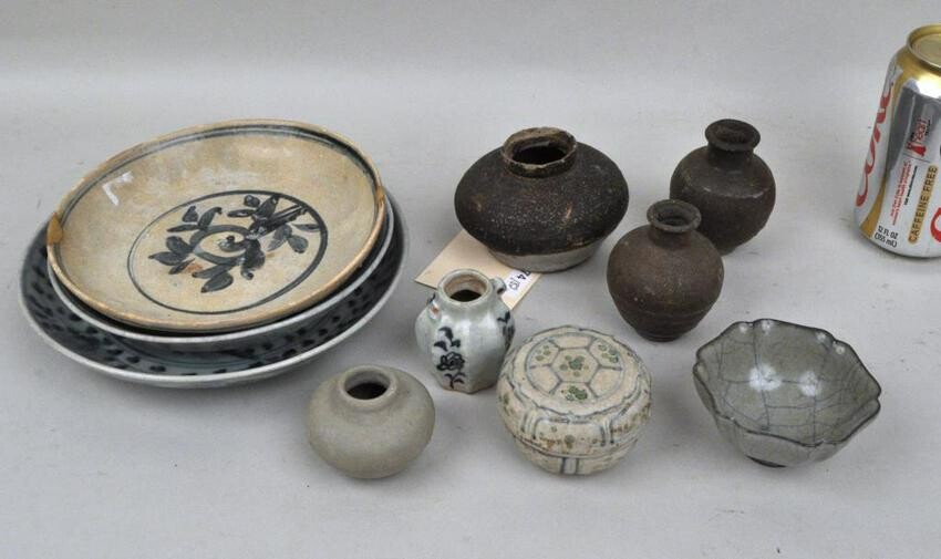 Estate Group Chinese Pottery Items