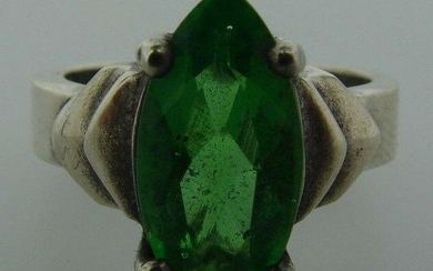 FLASHY Sterling Silver & Green Glass Ring