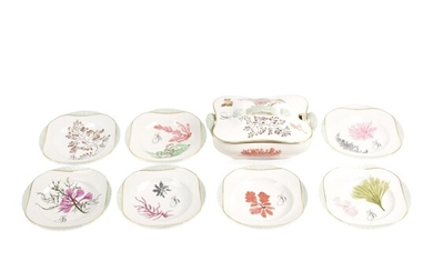 French Limoge Soup Tureen and 6 Soup Plates.
