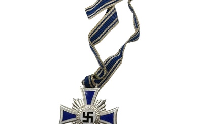 German WWII Mothers Cross in Silver