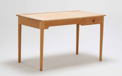 Hans J. Wegner (1914-2007) for PP Møbler: Oak desk, model PP312