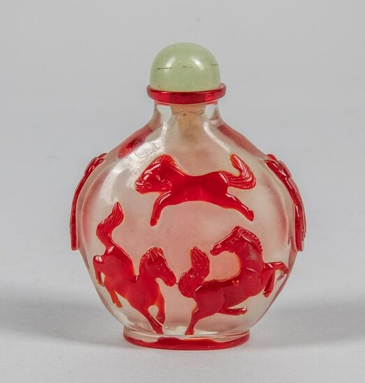 Important Chinese Overlay Glass Snuff Bottle