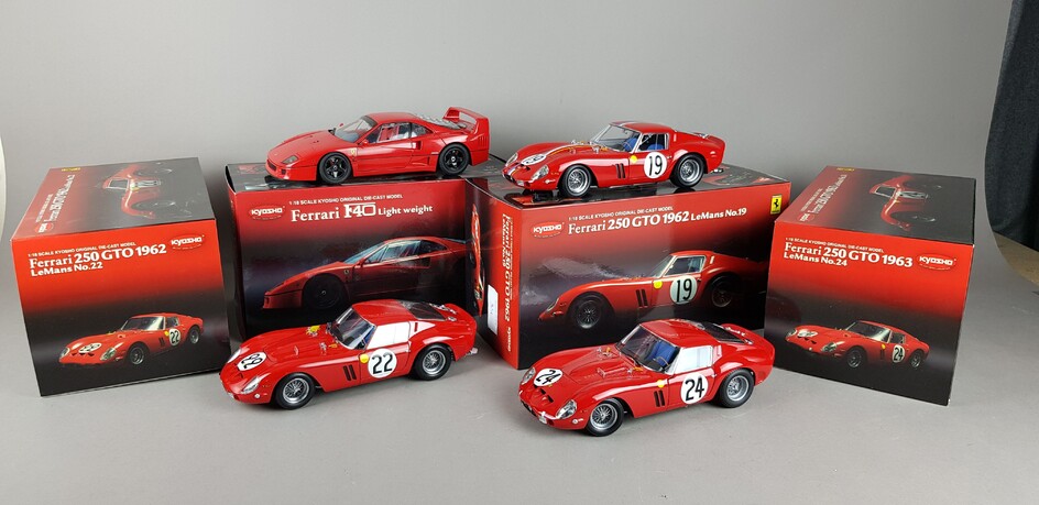 KYOSHO - QUATRE Ferrari échelle 1/18 : 1x F40 Light White 1x 250GTO 1962 Le...