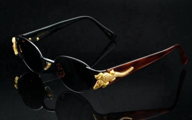 Kieselstein-Cord Sunglasses W/Diamond and 18K Alligator