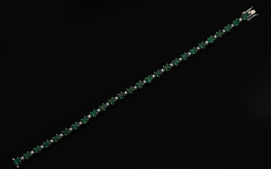 Klassisches Smaragd-Diamant-Armband