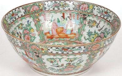 LARGE CHINESE EXPORT BOWL, 19TH CENTURY