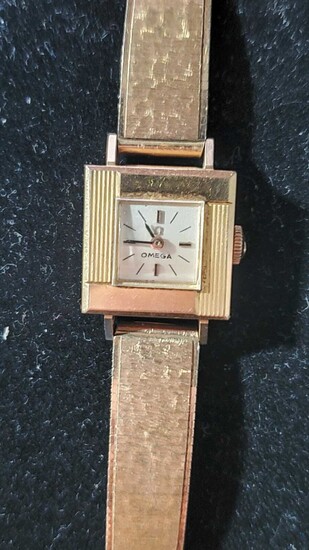 "OMEGA" 14 K GOLD Mechanic WOMEN wristwatch 17/17 mm, 30.33g, WORK COND.17 jewels
