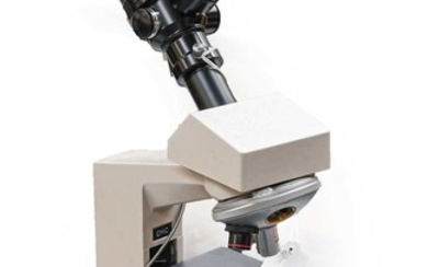 Olympus PM-6 Camera no.212149 mounted on Olympus CH Microscope...