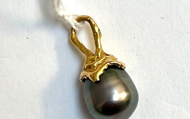 PENDENTIF perle de Tahiti monture or poids 5.2 g haut 26 mm