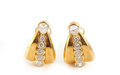 Pair Diamond and Gold Earrings (2pcs)