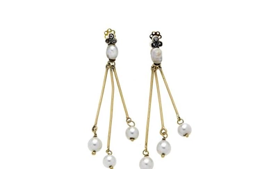 Pair of long drop bar earrings in low gold, yellow gold, diamonds and pearls