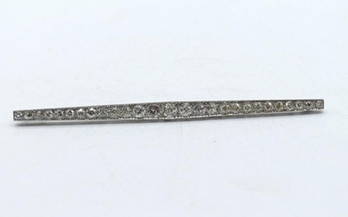 Platinum brooch set with 27 old cut diamonds +/- 2.80 ct - 8.5 g