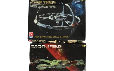 Star Trek - x2 original AMT Ertl made Star Trek plastic mode...