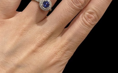 Tiffany & Co. 18K White Gold Diamonds & Tanzanite Ring Size 6.5