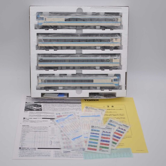 Tomix HO gauge model railway set, ref HO-9034 JR Limited Express series KIHA181
