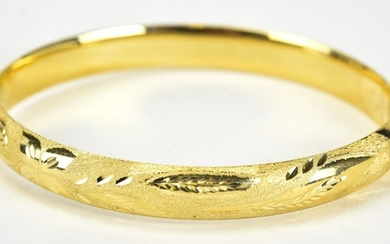 Vintage 10kt Yellow Gold Hinged Bangle Bracelet