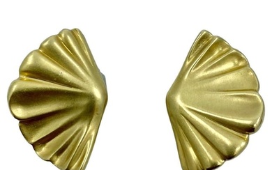 Vintage Angela Cummings Tiffany & Co. Gold Scallop Shell Earrings