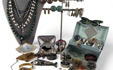 Vintage & Antique Costume Jewelry Lot