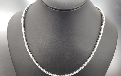 14 kt. White gold - Necklace - 10.00 ct Diamond