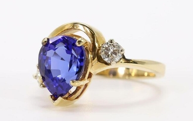 14KY Gold Tanzanite Diamond Ring
