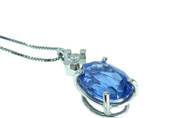 18 kt. White gold - Necklace with pendant - 1.60 ct Sapphire - Diamonds, 0.04 ct