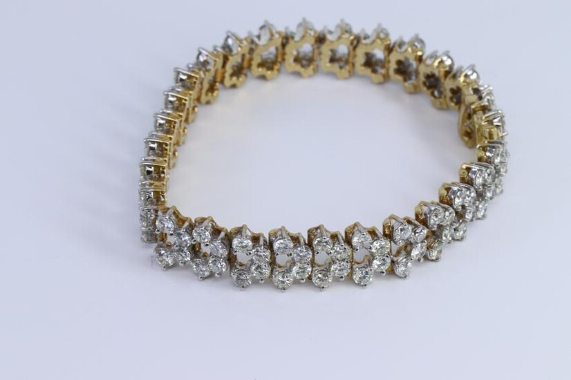 18kt Ladies Diamond Bracelet (10.00ctw)