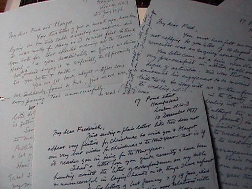 1976 - 1978 ARCHIVE OF HANDWRITTEN LETTERS BETWEEN FAMED WAR ARTIST TO NOTED GERMAN-AMERICAN PROFESSOR, RABBI AND EXPRESSIONIST PAINTER