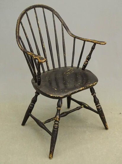 19th c. Continuous Arm Windsor Chair