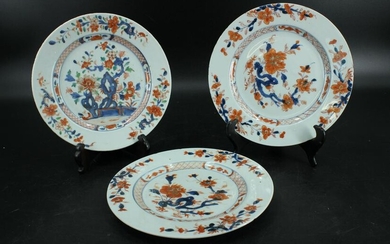 3 Chinese Export Porcelain Plates
